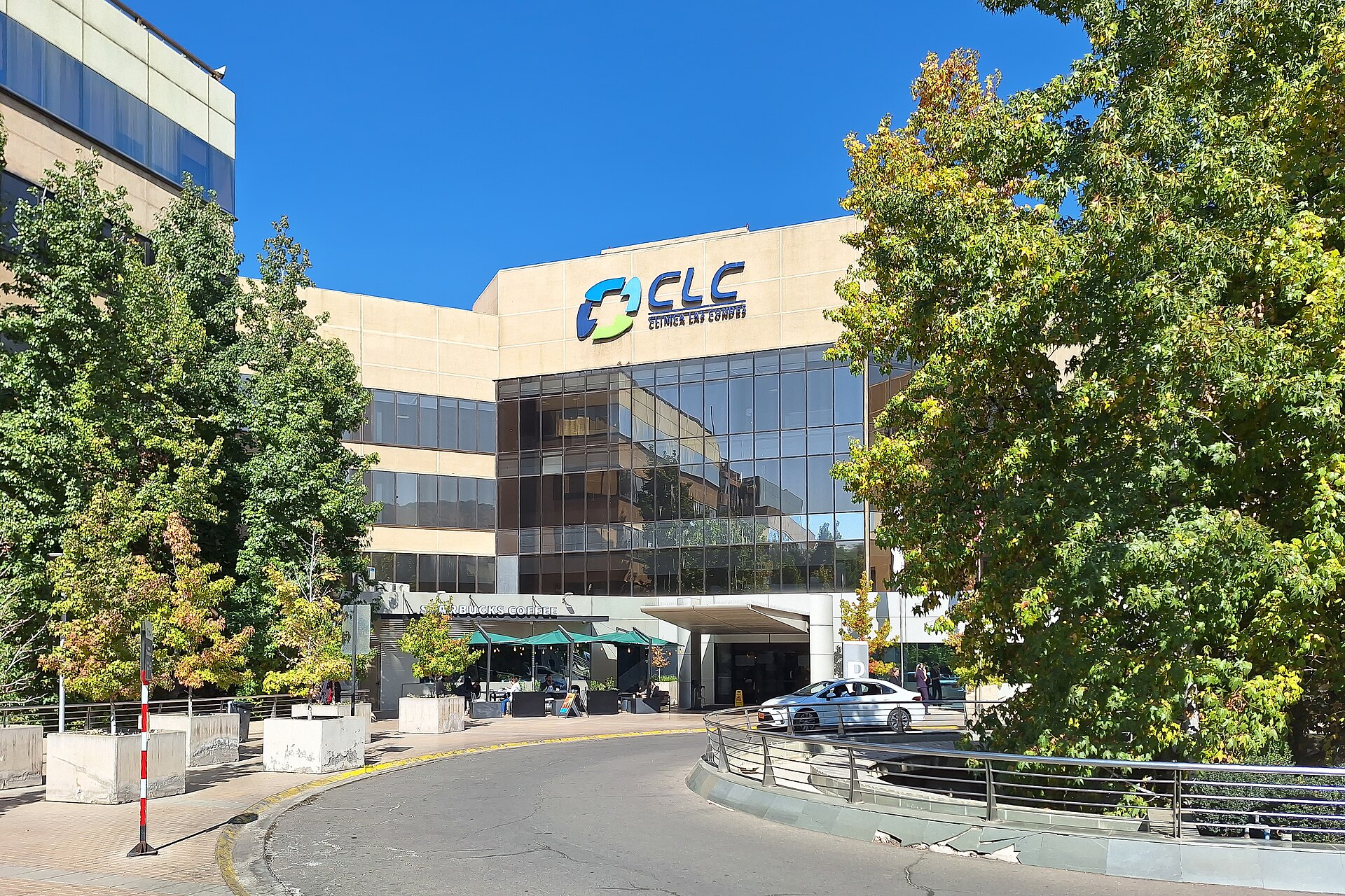 Imagem de referência relacionada a Clínica Las Condes, item descrito como registro de referência sobre Clínica Las Condes, organizado a partir de dados estruturados abertos