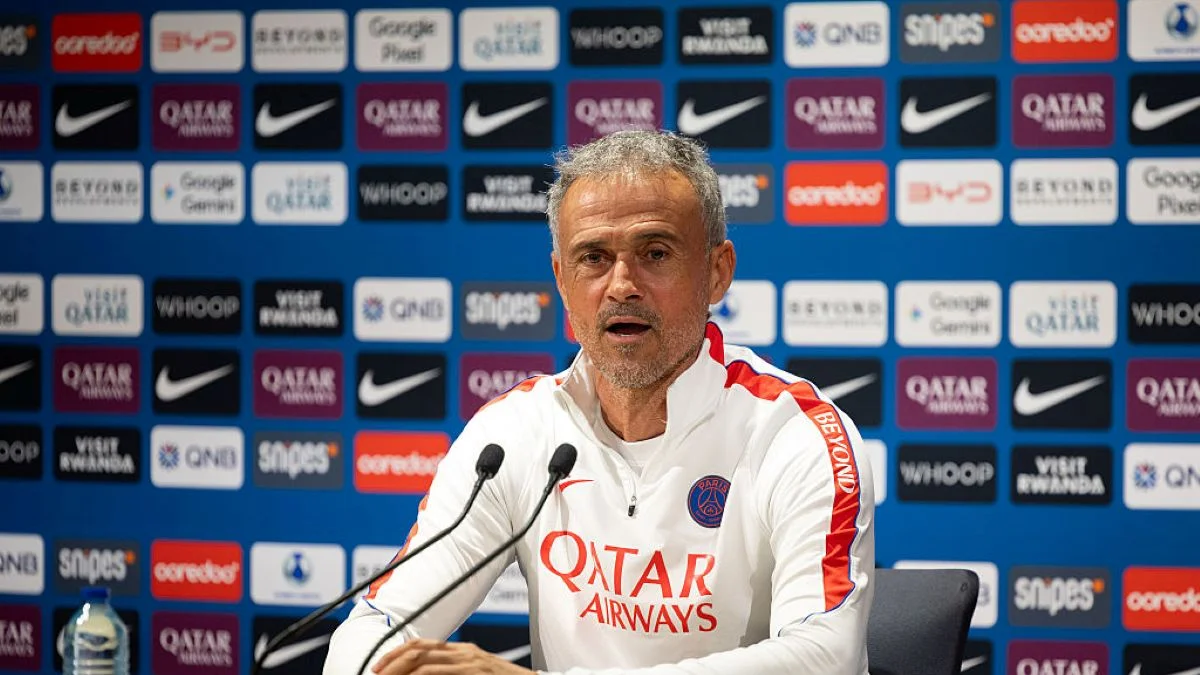 Luis Enrique elogia o Barcelona antes de confronto pela Champions League
