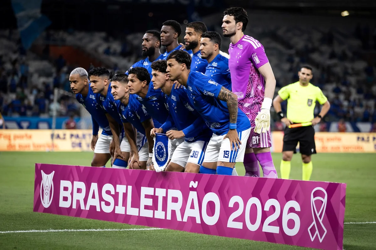 Jogadores do Cruzeiro antes da partida diante do São Paulo