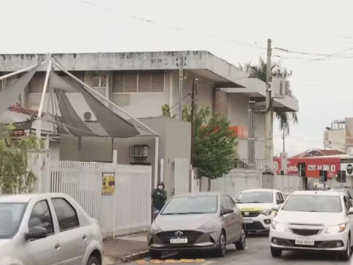 Homem morre esfaqueado após tentativa de furto em hospital de Goiânia