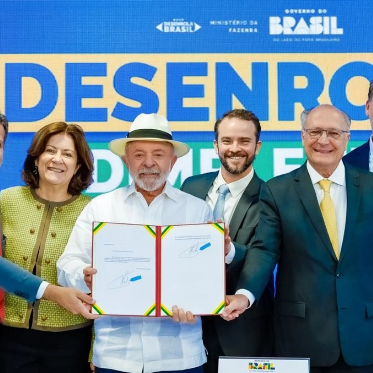 Desenrola 3.0: governo publica regras para comprar dívidas