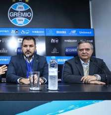 Carlos Vinícius também foi tema no Grêmio - Foto: Lucas Uebel / Grêmio FBPA / Jogada10