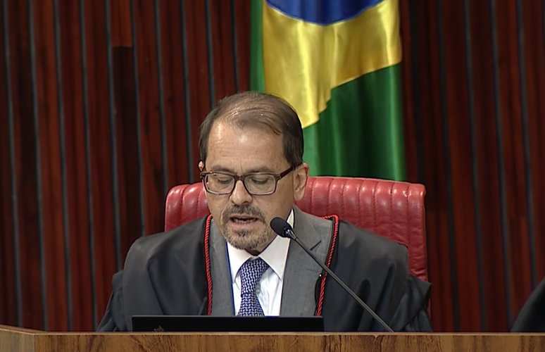 'Todas as nossas decisões interferem no jogo político': ministro do TSE defende Justiça Eleitoral no julgamento de Garotinho