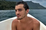 Ator de Leandro no filme sobre a dupla faz críticas a Flávio nas redes