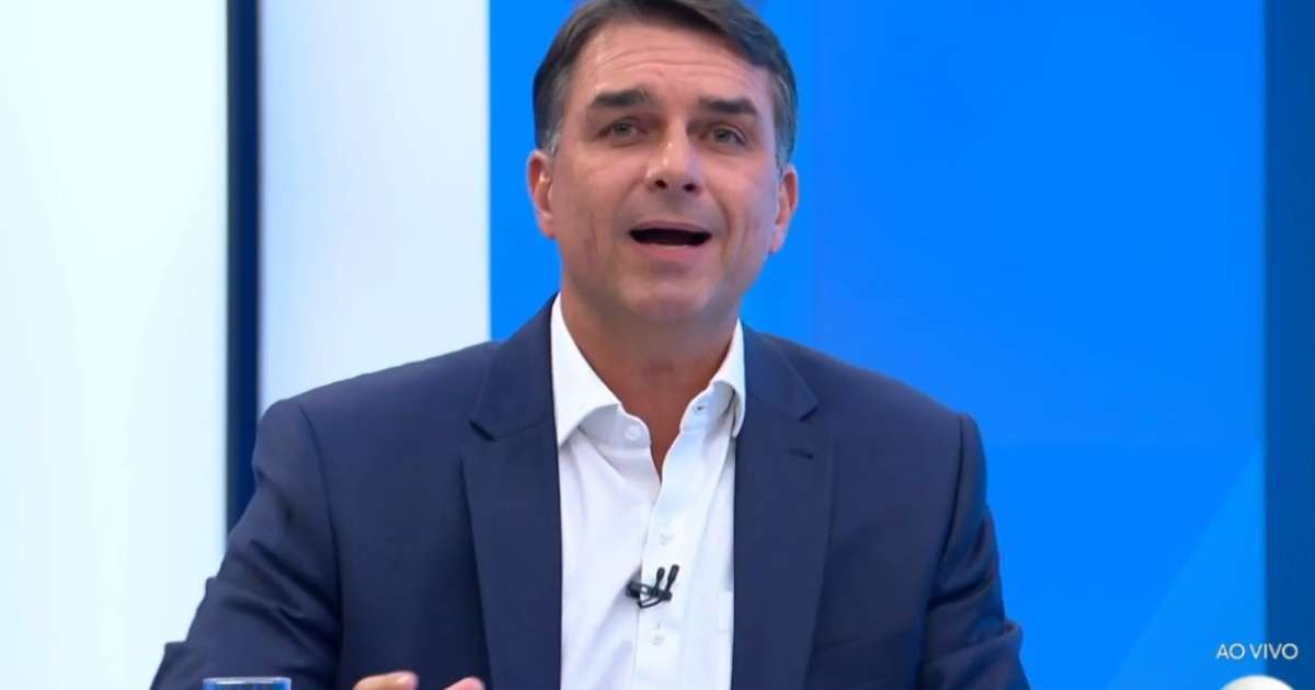 Flávio Bolsonaro fala sobre projetos para reeleição: veja como funciona a regra e o veto a parentes
