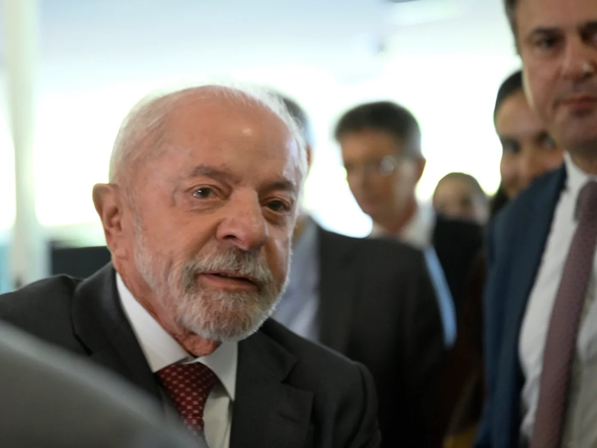 Lula vence Flávio Bolsonaro na Austrália no 2º turno das eleições