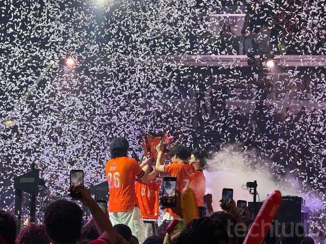 Final do CBLOL 2026: LOS bate FURIA em revanche do primeiro split e é campeã